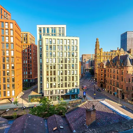 Lejlighed Mcr 2br 2ba, Workspace, Wifi, Full Kitchen