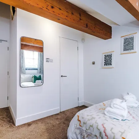 Lejlighed Mcr 2br 2ba, Parking, Wifi, Full Kitchen Manchester
