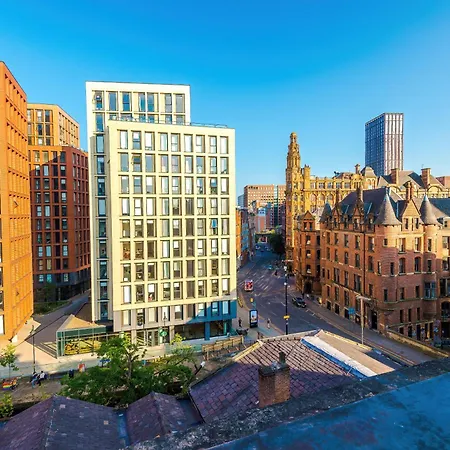 Lejlighed Mcr 2br 2ba, Workspace, Wifi, Full Kitchen Manchester