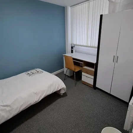 Urban Oasis 2br Centre - Balcony