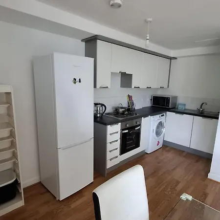 Urban Oasis 2br Centre - Balcony