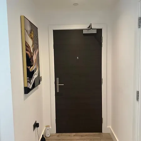 Dluxrytower * Manchester