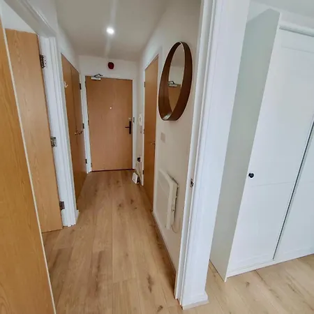 Bright And Modern 1-bedroom Flat * Manchester