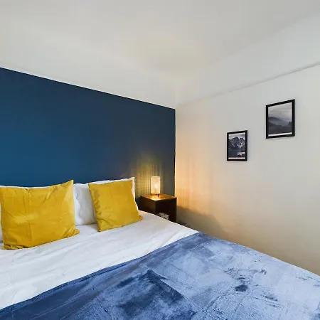 In Greater Appartement *