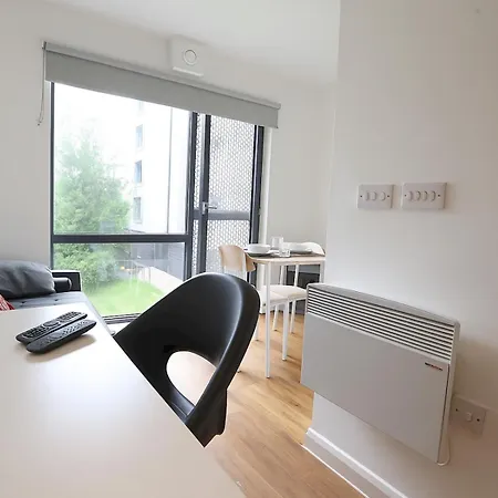 Feriehus Pets Welcome Mins From Salford Quays Uni Manc Pass The Keys *