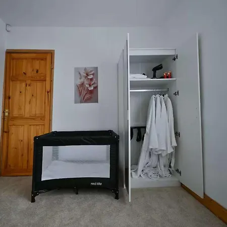 Wythenshawe Greenbrow Retreat Manchester