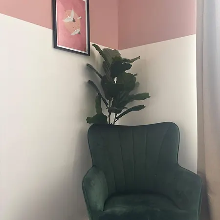 Budget Friendly Private - Free Parking Manchester