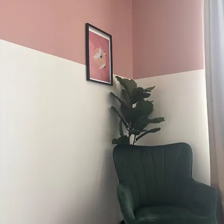 Budget Friendly Private - Free Parking Apartamento