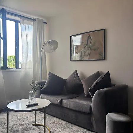 Lägenhet Budget Friendly Private - Free Parking *