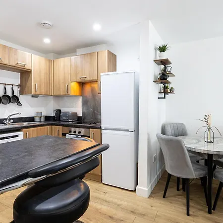 Stylish 2-Bed Apartment In Manchester City Centre Apartment