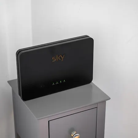 Semesterbostad 3bdr Gated Parking Near Centre