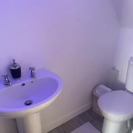 Large 1-bed - Close To Old Traff Apartment Manchester