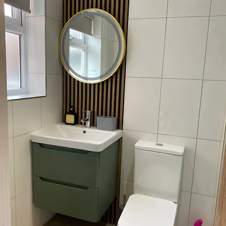 Apartment Beautiful Flat - Great Location - Perfect For Long *