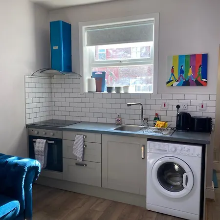 Beautiful Flat - Great Location - Perfect For Long Apartment *