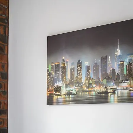 Two Bedroom By Brookland Serviced Short Lets With Free Wifi Apartamento *