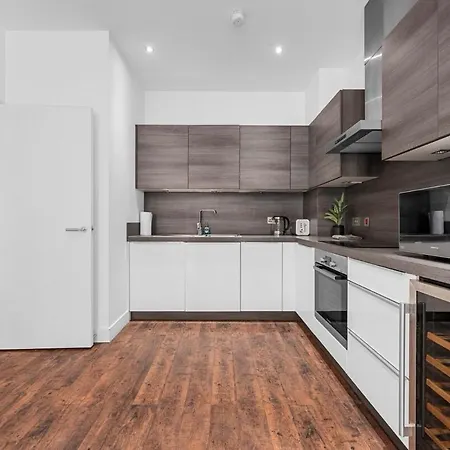 Apartamento Two Bedroom By Brookland Serviced Short Lets With Free Wifi