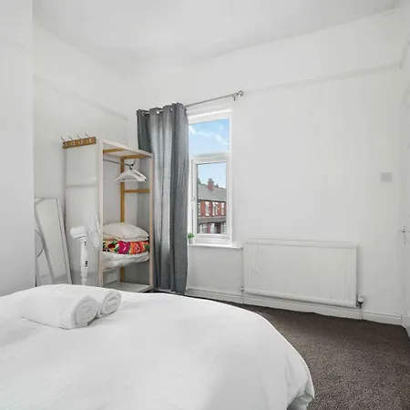 Guestready - Charming In Vibrant Levenshulme בית הארחה מנצ'סטר