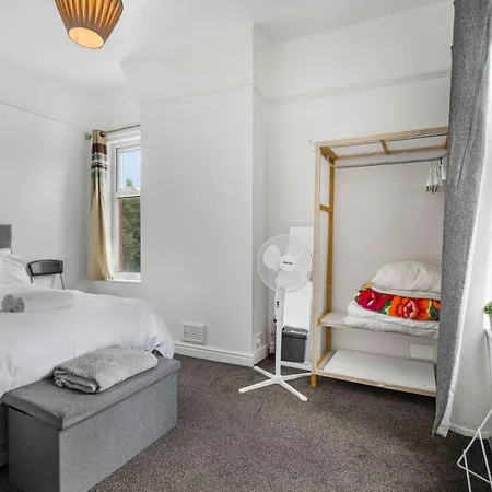 Gæstehus Guestready - Charming In Vibrant Levenshulme