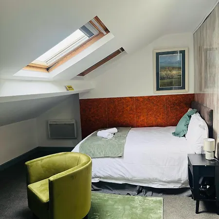 Otel Apex