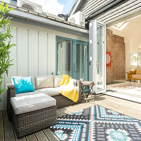 Luxury Penthouse With Private Roof Terrace Apartment Manchester
