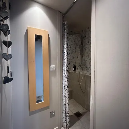 And Quirky Northern Quarter Flat, *