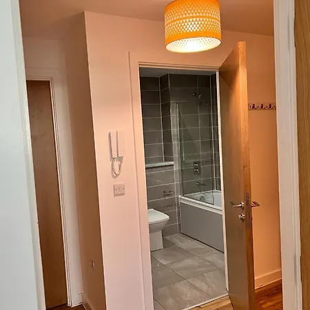 Luxury Salford Quays Apartment Manchester