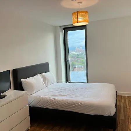 Luxury Salford Quays Apartment
