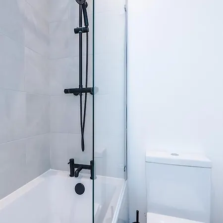 Trendy 3 Bedroom Pad Nyaraló
