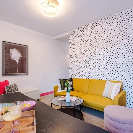 Trendy 3 Bedroom Pad Дом отдыха *