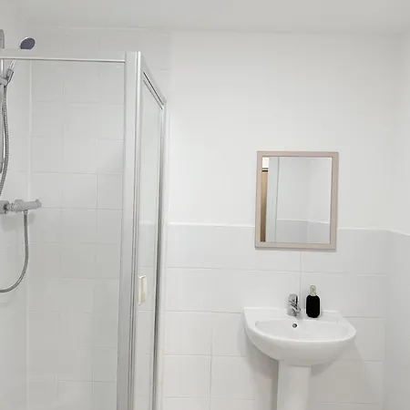 Lux Apartments, Coop Live,etihad Stadium,free Parking *