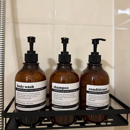 Zelena Luxurious Apartment, Private Parking, Fast Wi-fi, Self Check-in Anytime Perfect For Late Arrivals, 5 Minutes To Old Trafford Stadium Apartmán