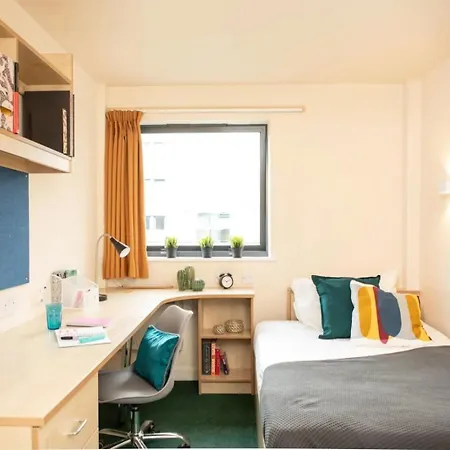 Rusholme Place Apartament *