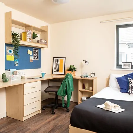 Rusholme Place - Walking Distance To