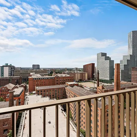 The Artist Abode In - Parking * Manchester