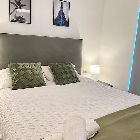 Perfect For Long * Manchester