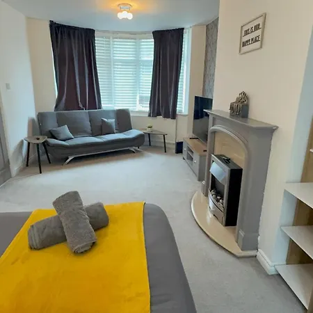 Lejlighed Contractor Stays, Fast Wifi, Free Parking, Work Manchester