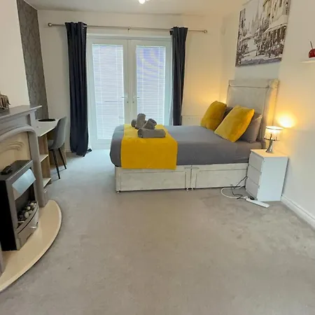 Lejlighed Contractor Stays, Fast Wifi, Free Parking, Work *