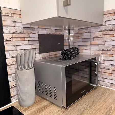 Flat In - Dudleys Dove * Manchester