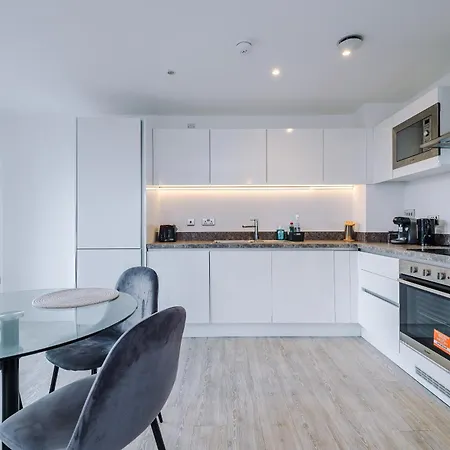 Monthlyescape Family Leisure Wifi Sleeps4 * Manchester