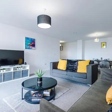 Daire Charming Salford, Staycation, Wifi, Sleeps 5 Manchester
