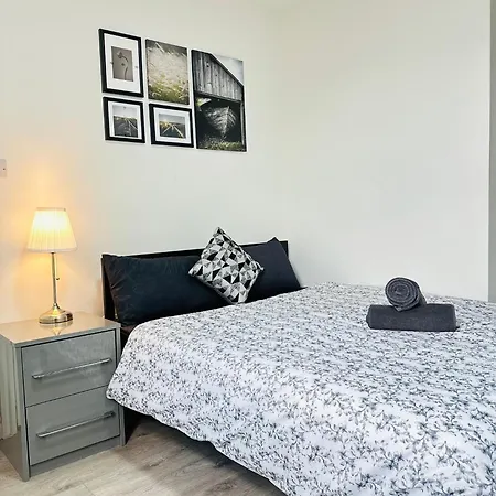 Rest Nest Uk House