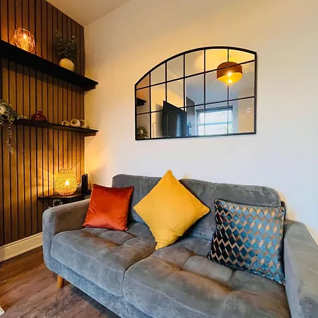 Dom wakacyjny Spacious Victorian 5bedroom 5bathroom W Free Parking Manchester