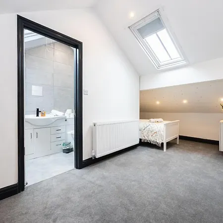 شقة The Didsbury Loft مانشستر