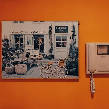 Gem With Stylish 2br Retreat And Free Carpark *