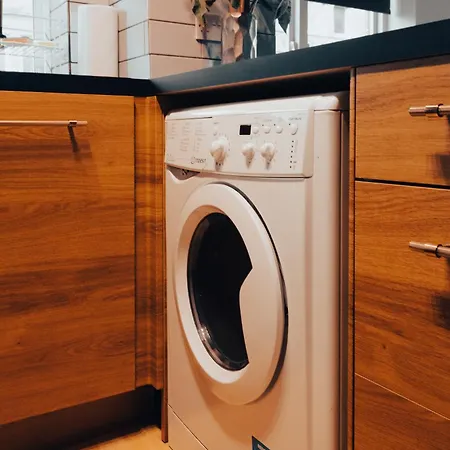 Gem With Stylish 2br Retreat And Free Carpark Апартаменты Манчестер