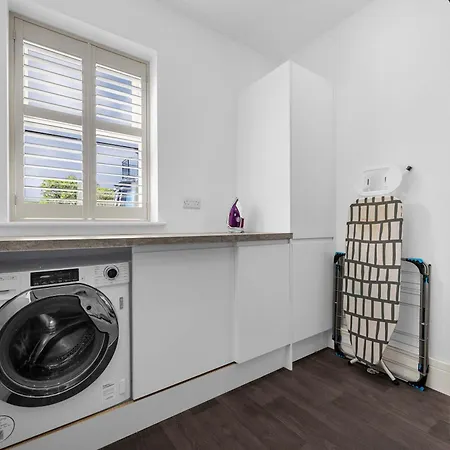 5 Bed Didsbury Garden Free Parking 度假居 曼彻斯特
