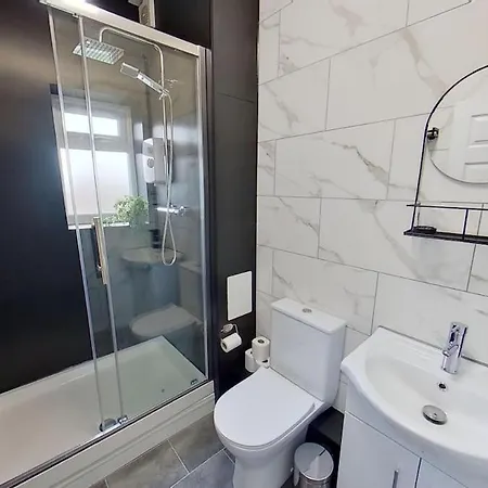 2br-nearcitycentre-wifi-parking-garden Casa de Férias Manchester