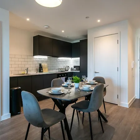 2-bed Flat In Sports Hub - Walk To Mufc & Cricket Manchester