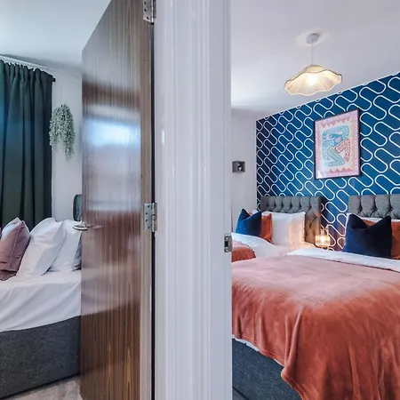 Stunning House By Purestay - 8 Beds With Free Parking * Manchester