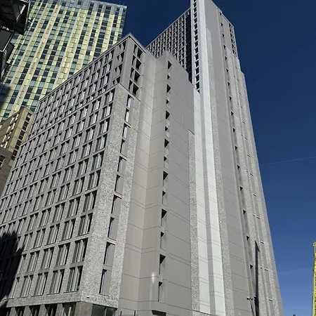 Stunning New 2-bed Flat In Perfect For Couples *